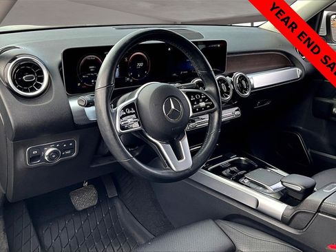 Used 2021 Mercedes-Benz GLB 250 4MATIC image 14