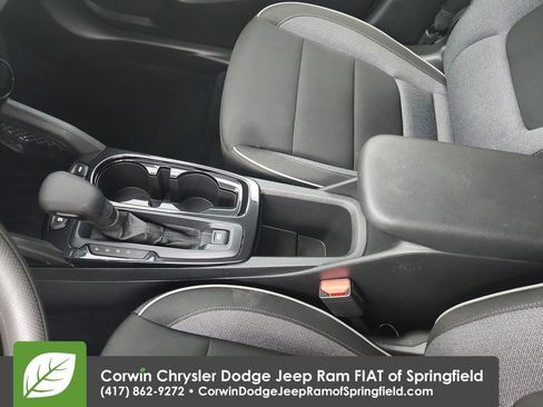 Used 2025 Chevrolet TrailBlazer LT AWD/4WD image 27