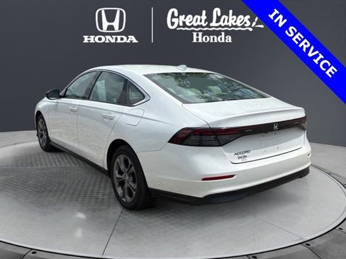Used 2023 Honda Accord EX image 4