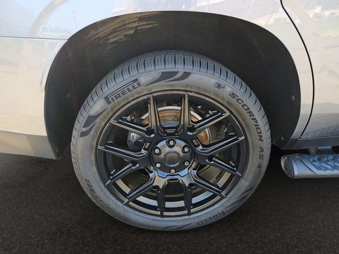 Used 2021 Chevrolet Tahoe Z71 AWD/4WD image 43