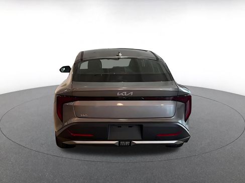 Used 2025 Kia K4 LXS image 12