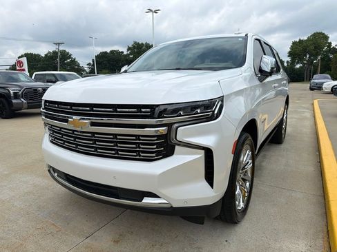 Used 2022 Chevrolet Tahoe Premier AWD/4WD image 3