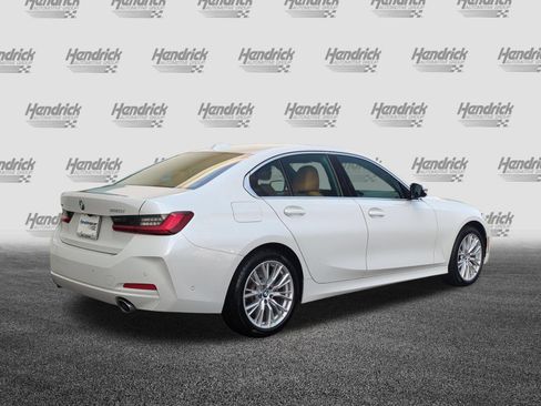 Used 2024 BMW 330i xDrive Sedan AWD/4WD image 10