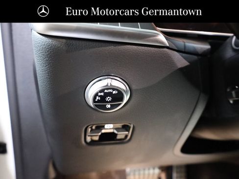 Used 2023 Mercedes-Benz GLC 300 4MATIC w/ AMG Line image 11