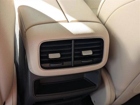 Used 2020 Mercedes-Benz GLE 350 4MATIC image 18