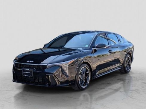 Used 2025 Kia K4 GT-Line w/ GT-Line Premium Package FWD image 1