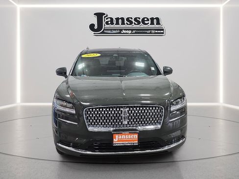 Used 2022 Lincoln Nautilus Reserve w/ Luxury Package AWD/4WD image 7