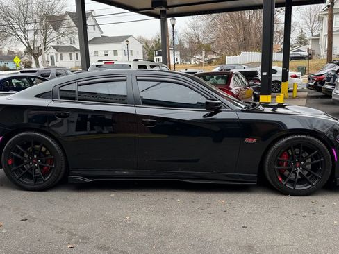 Used 2019 Dodge Charger Scat Pack w/ Plus Group image 6