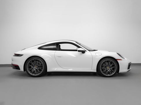 Used 2021 Porsche 911 Carrera image 13