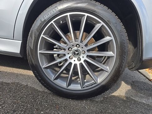 Used 2024 Mercedes-Benz GLE 450 4MATIC image 9
