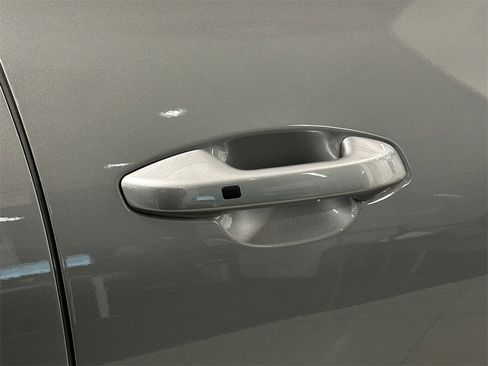 New 2025 Kia Seltos EX image 9