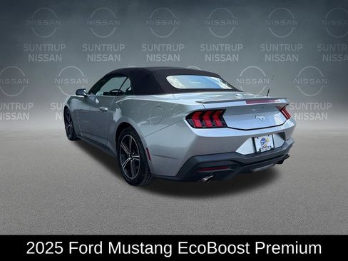 Used 2025 Ford Mustang Premium RWD image 3