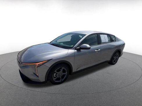Used 2025 Kia K4 FWD image 8
