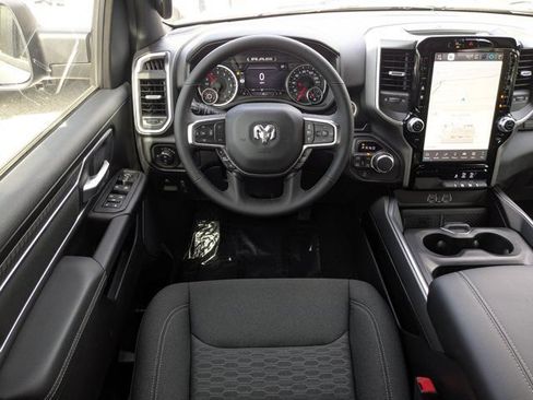 New 2026 RAM 1500 Big Horn AWD/4WD image 15