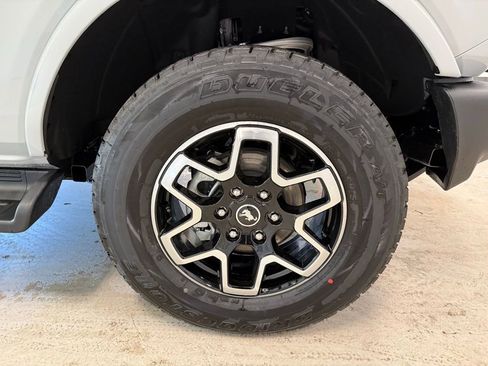 New 2026 Ford Bronco Outer Banks AWD/4WD image 12