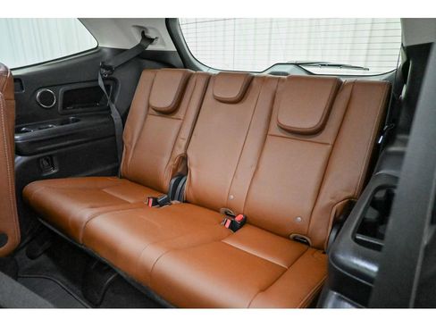 Used 2023 Subaru Ascent Touring image 29