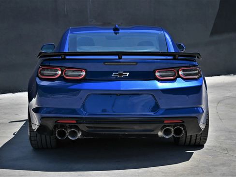 Used 2023 Chevrolet Camaro ZL1 RWD image 8