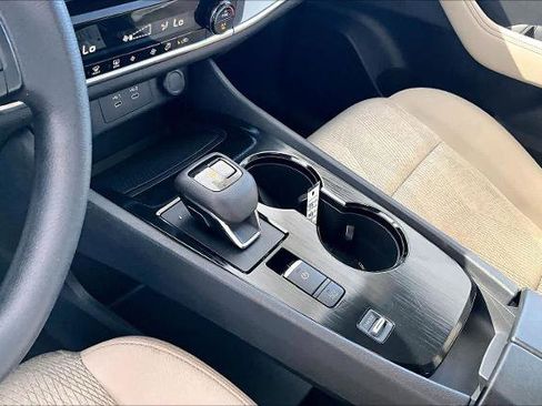 Certified 2024 Nissan Rogue SV image 16