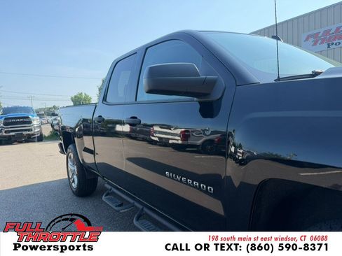Used 2018 Chevrolet Silverado 1500 Custom w/ Custom Convenience Package AWD/4WD image 2