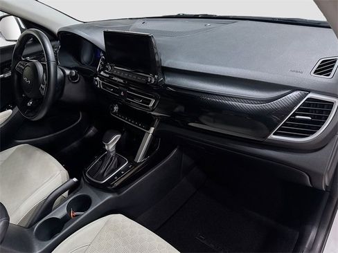 Used 2023 Kia Seltos EX image 33