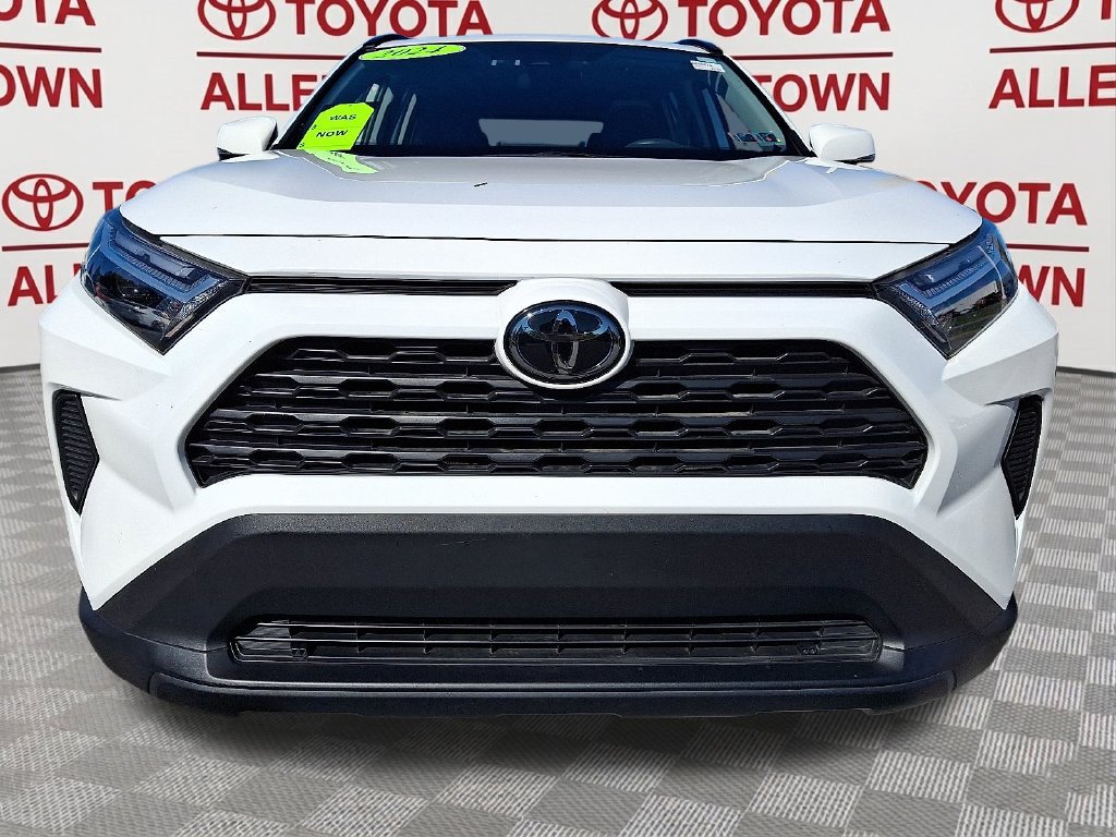 Used 2024 Toyota RAV4 XLE w/ Convenience Package AWD/4WD image 2