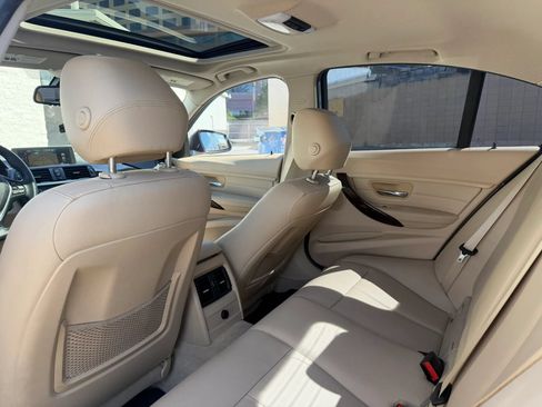 Used 2015 BMW 328i Sedan RWD image 14