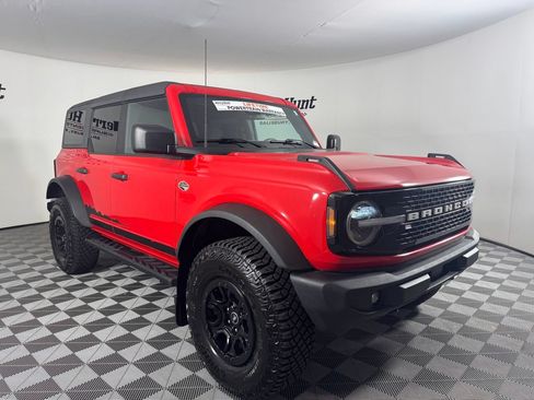 Used 2022 Ford Bronco Wildtrak AWD/4WD image 5