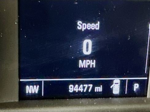 Used 2020 Chevrolet Silverado 1500 Custom w/ Custom Value Package image 18