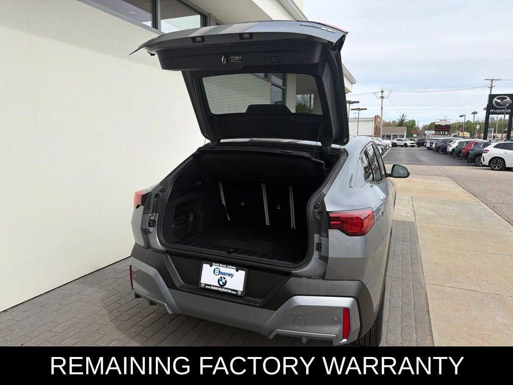 Used 2025 BMW X2 xDrive28i w/ Convenience Package AWD/4WD image 8