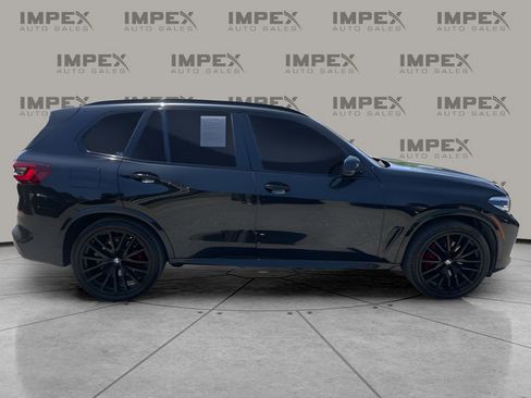 Used 2022 BMW X5 xDrive40i w/ M Sport Package AWD/4WD image 9