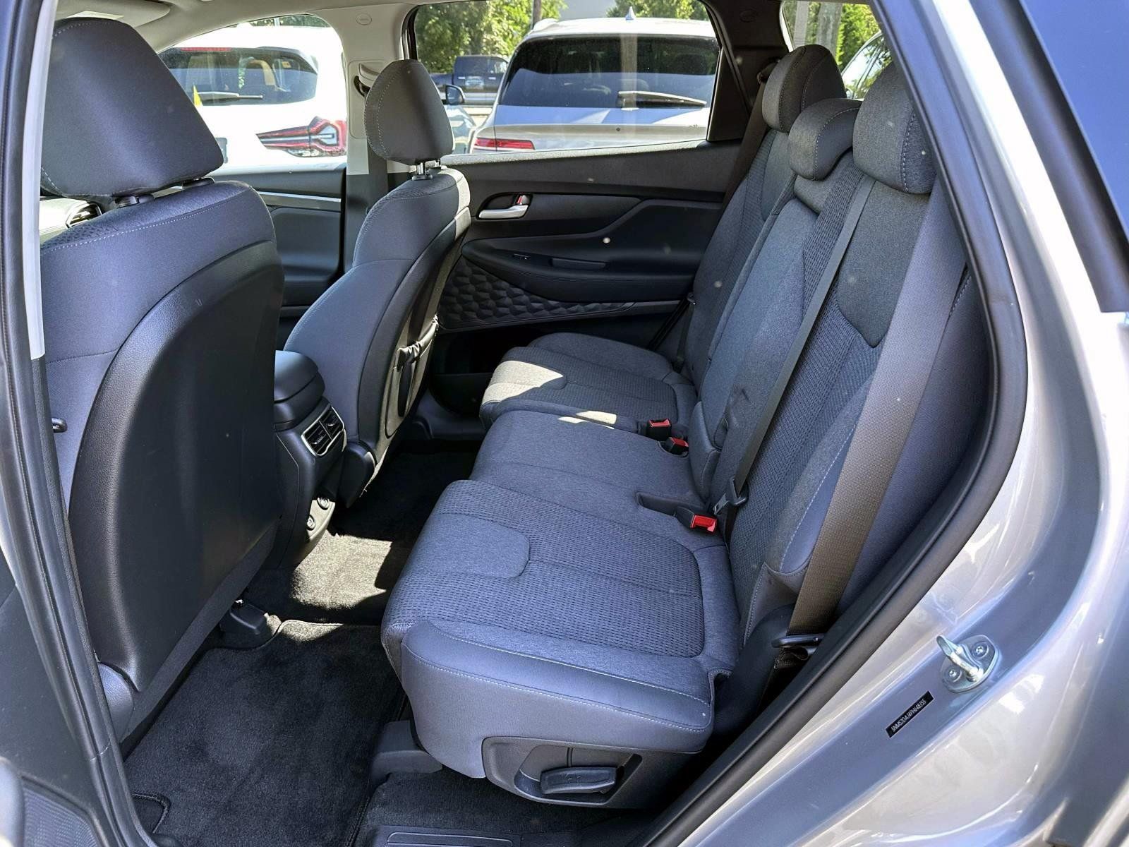Used 2023 Hyundai Santa Fe SEL AWD/4WD image 12