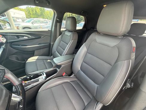 Used 2023 Chevrolet TrailBlazer RS w/ Convenience Package AWD/4WD image 22