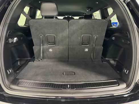 Used 2023 Jeep Grand Cherokee L Laredo image 10