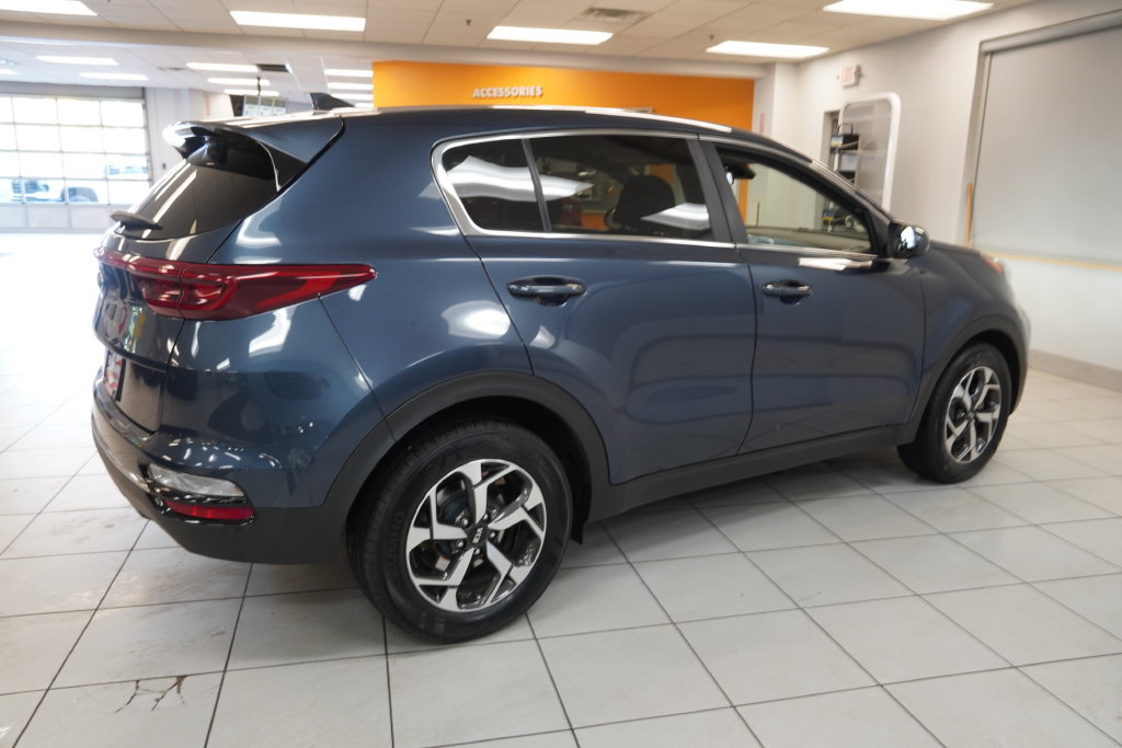 Used 2021 Kia Sportage LX FWD image 11