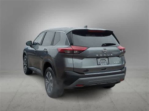Used 2023 Nissan Rogue SV image 6