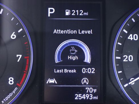 Used 2023 Hyundai Kona SE AWD/4WD image 14