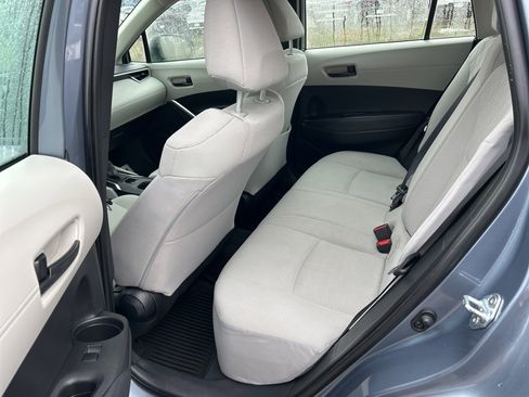 Used 2022 Toyota Corolla Cross L image 10