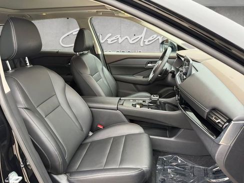 Used 2022 Nissan Rogue SL w/ SL Premium Package image 15