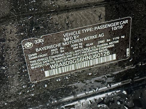 Used 2017 BMW 330i xDrive Sedan image 12