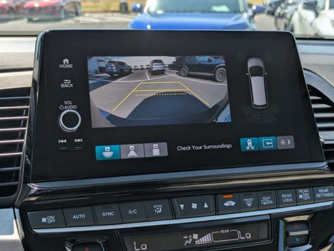Used 2025 Honda Odyssey Touring image 29
