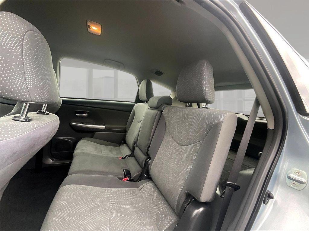 Used 2013 Toyota Prius V Three FWD image 22