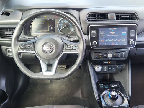 Used 2021 Nissan Leaf SV w/ SV Technology Package image 26