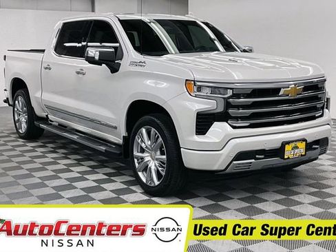 Used 2024 Chevrolet Silverado 1500 High Country w/ High Country Premium Package AWD/4WD image 1