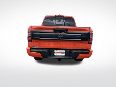 New 2025 Nissan Frontier PRO-4X w/ Pro Convenience Package