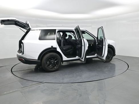 New 2027 Kia Telluride LX FWD image 4