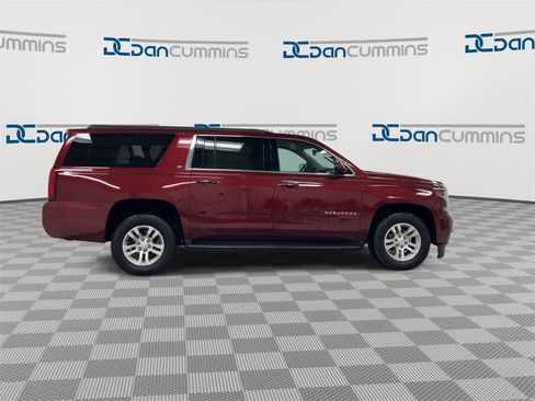 Used 2019 Chevrolet Suburban LT image 9