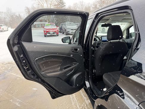 Used 2021 Ford EcoSport SE image 16
