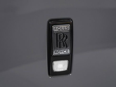 Used 2018 Rolls-Royce Wraith image 23