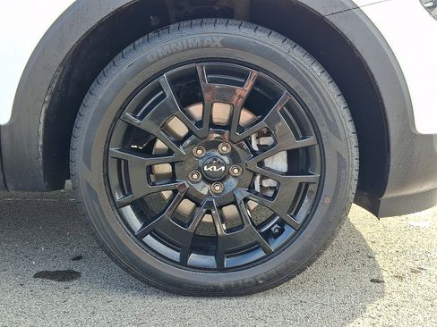 Used 2022 Kia Telluride SX w/ SX Prestige Package AWD/4WD image 8