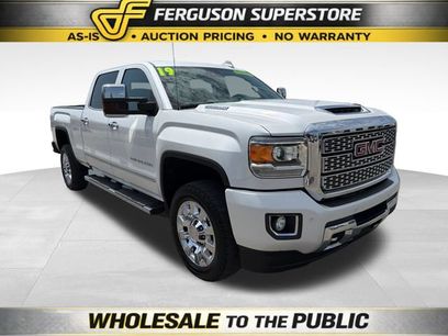 Used 2019 GMC Sierra 2500 Denali w/ Duramax Plus Package